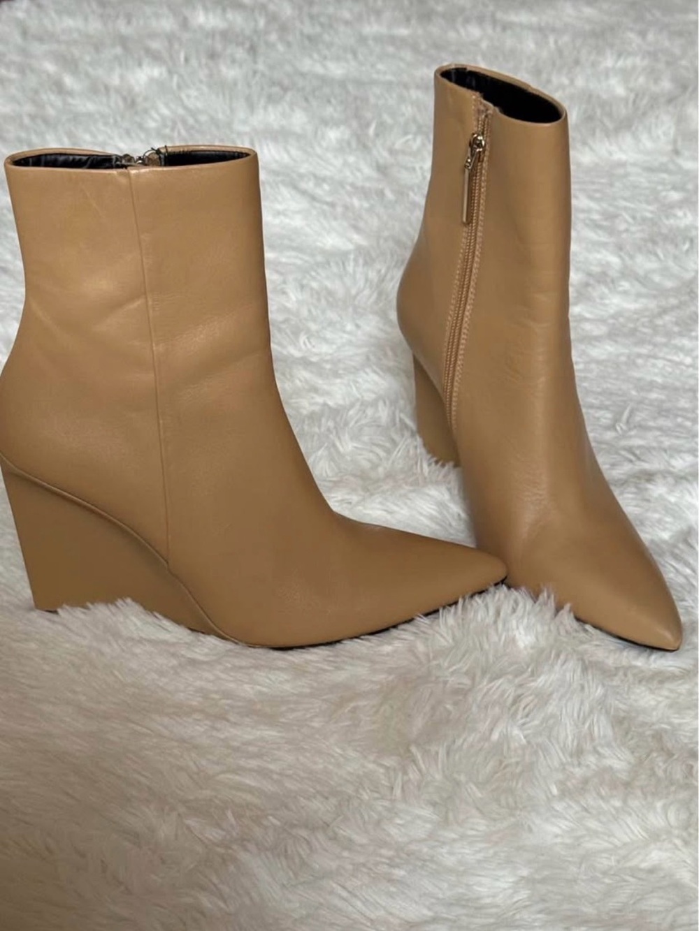 Zara like New 100% Leather Tan Ankle Boots Size 8 / EU 39 – Sleek Pointed Toe